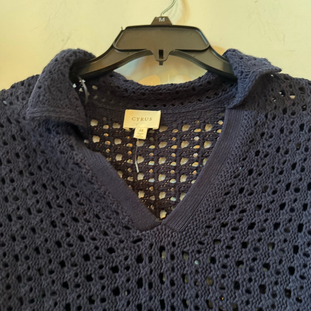 Cyrus Knit Navy Collar Short Sleeve See Thru Top. Size M NWT - Picture 5 of 8